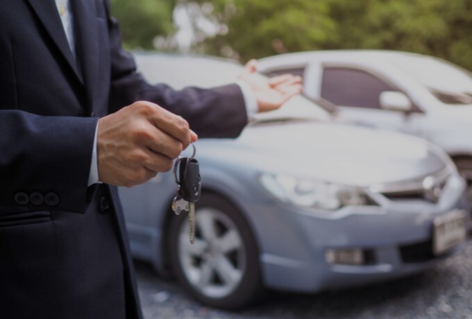 Dubai Rent a Car Karama and Explore