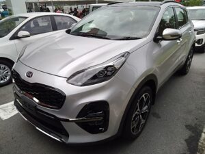kia sportage for rent in dubai