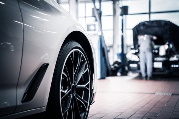 Rent Car Maintenance Tips for a Smooth Ride in Dubai