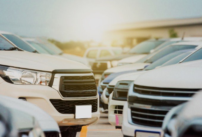 Hourly vs Daily Car Rental: A Guide for Dubai Visitors