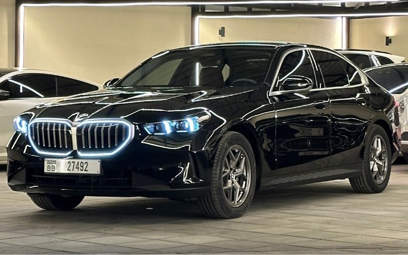 BMW 520 2020 luxury car rental Dubai