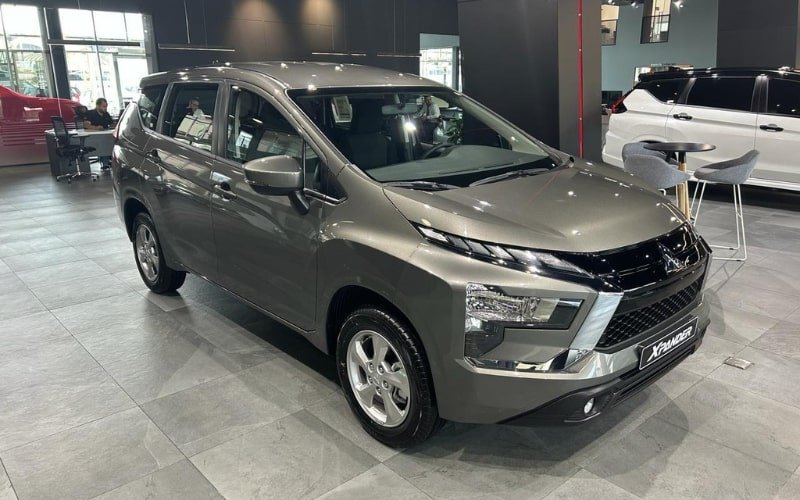 Mitsubishi Xpander 2024 Rent a Car in Al Karama