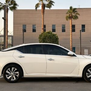 Rent Nissan Altima 2020 for Business