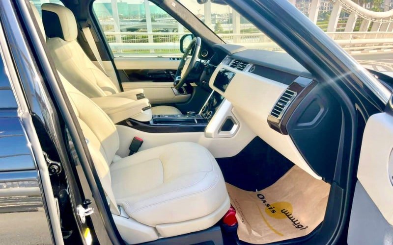 Rent Range Rover Vogue 2020