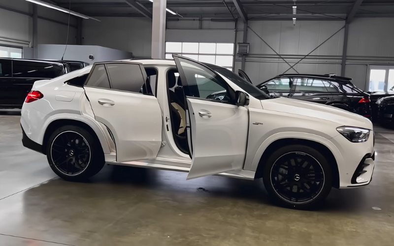 Mercedes Benz AMG GLE 53 2024 Car Rental