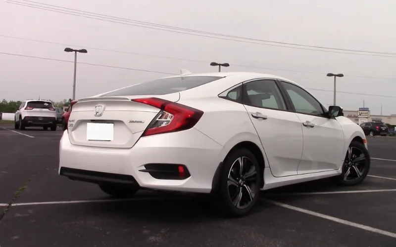 2017 Honda Civic car hire Dubai