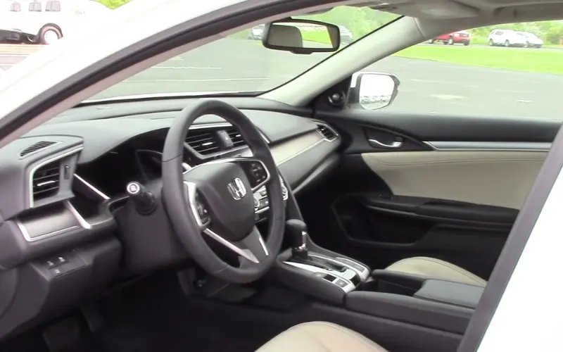 Affordable Honda Civic car rental Dubai