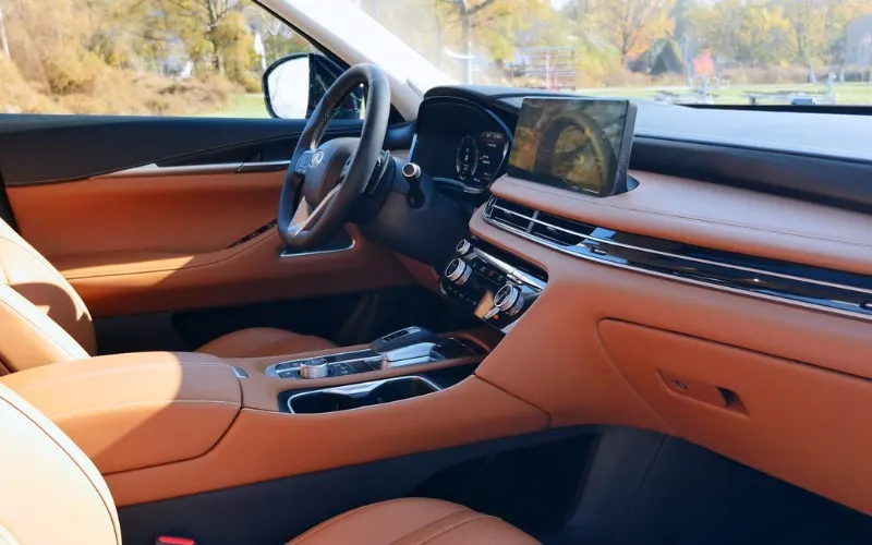 Affordable Infiniti QX60 2023 SUV rental