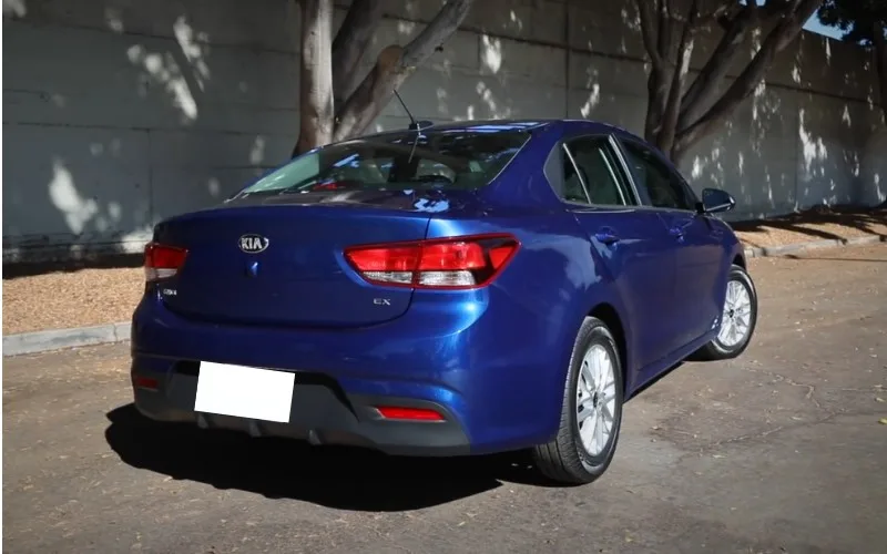 Affordable Kia Rio Sedan 2019 rental