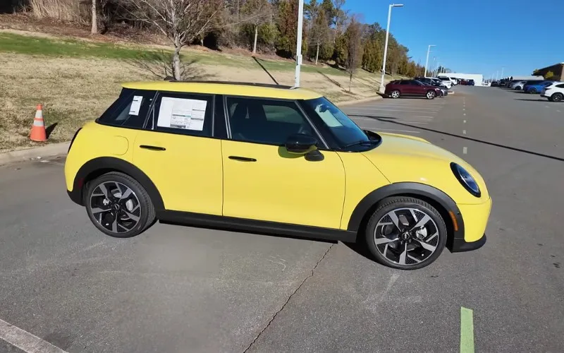 Affordable Mini Cooper 2025 car rental
