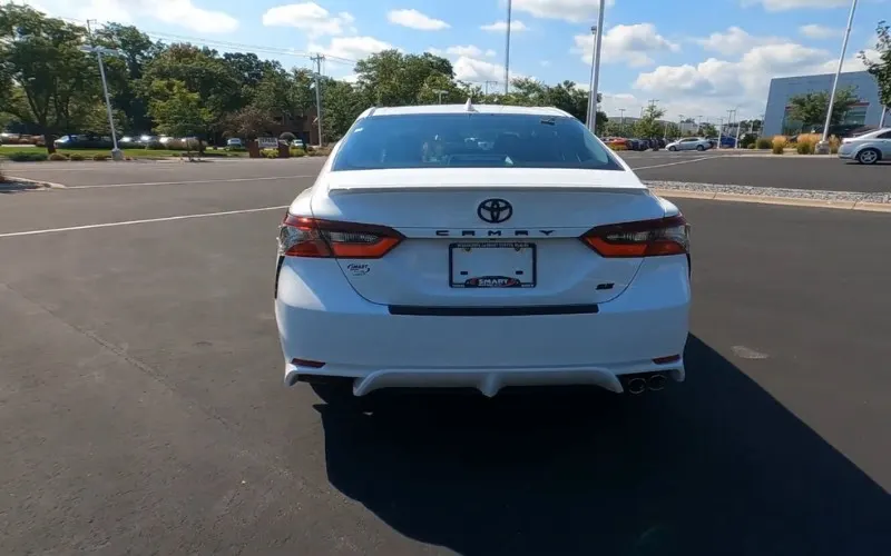 Affordable Toyota Camry 2023 hire