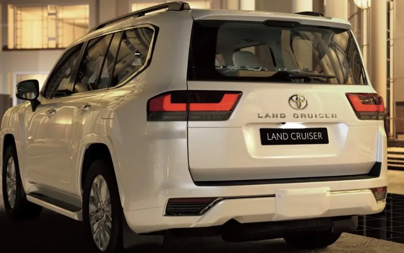 Affordable Toyota Land Cruiser 2022 hire