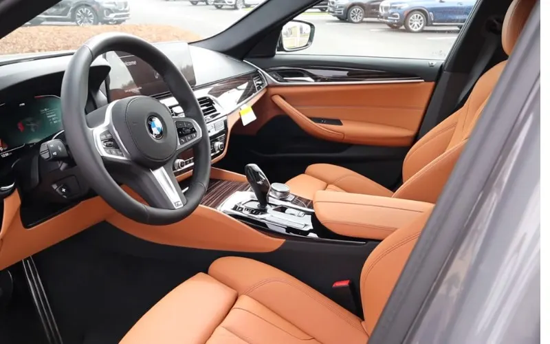 BMW 530i 2023 monthly rental Dubai