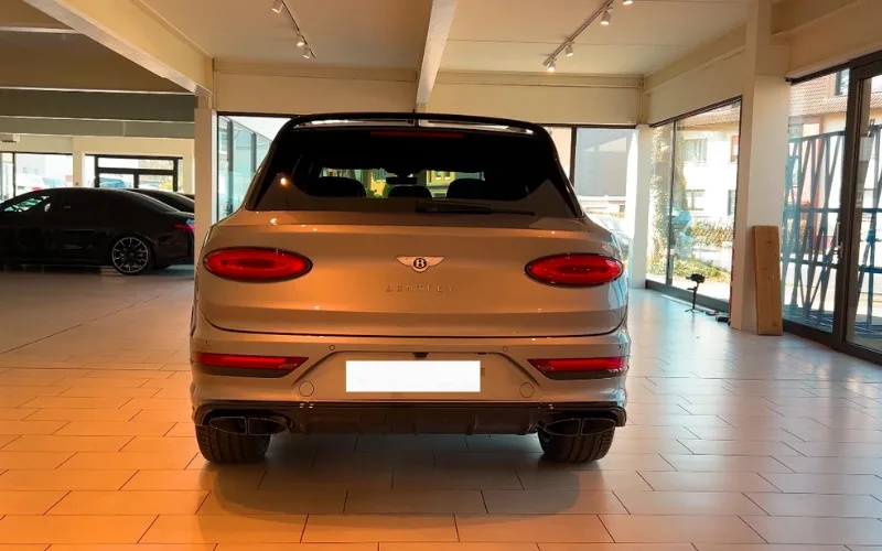 Bentley Bentayga 2022 SUV hire