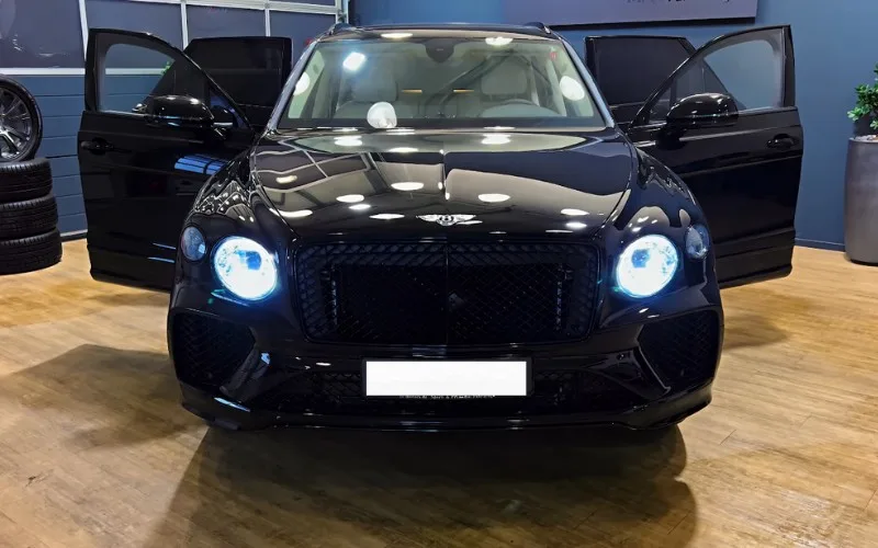 Bentley Bentayga 2023 luxury