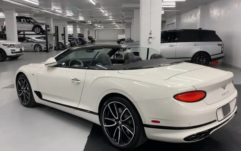 Bentley Continental GTC 2020 white color
