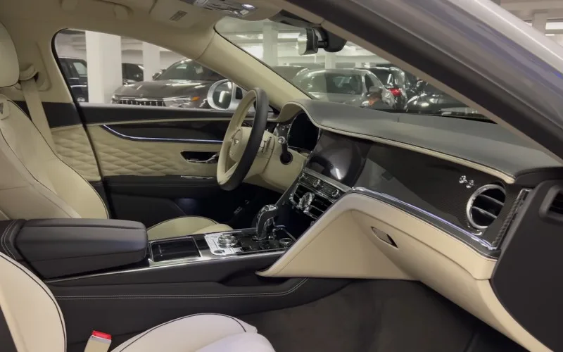 Bentley Flying Spur 2021 Dubai luxury car