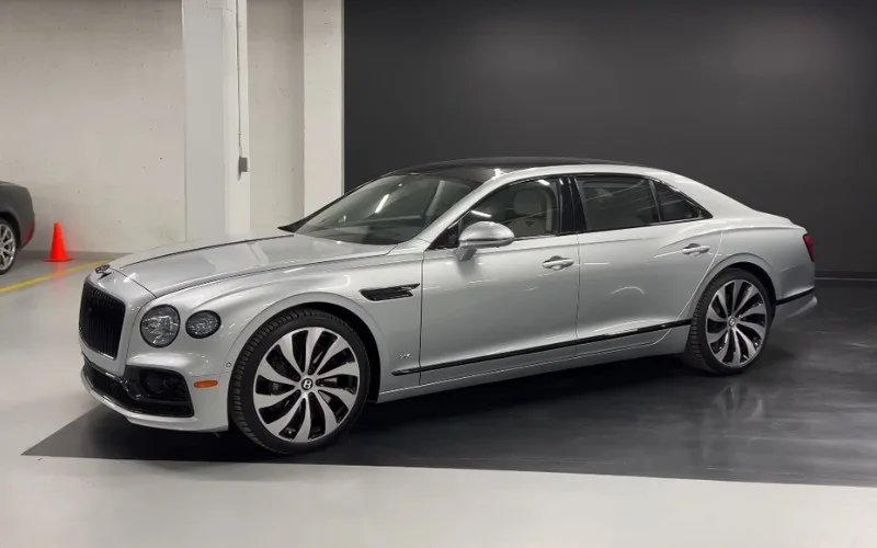 Bentley Flying Spur 2021 luxury rental Dubai