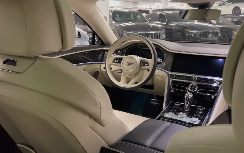 Bentley Flying Spur 2021 rental