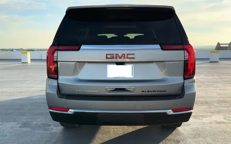 Daily rental GMC Yukon Elevation 2025