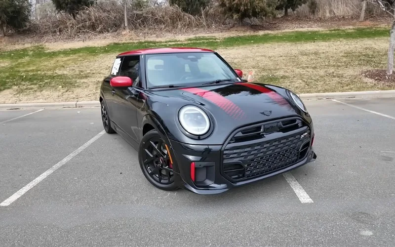 Economy Mini Cooper JCW 2025 car rental