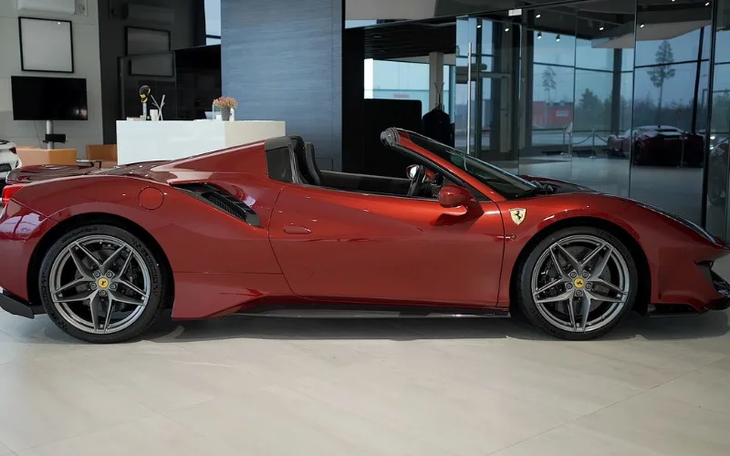 Ferrari 488 Spider 2023 airport pickup Dubai