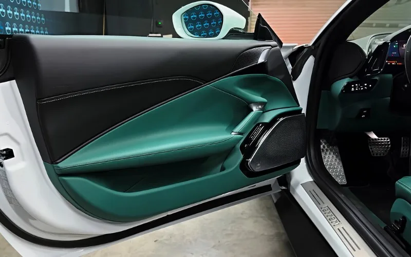 Ferrari Roma 2024 rental without deposit