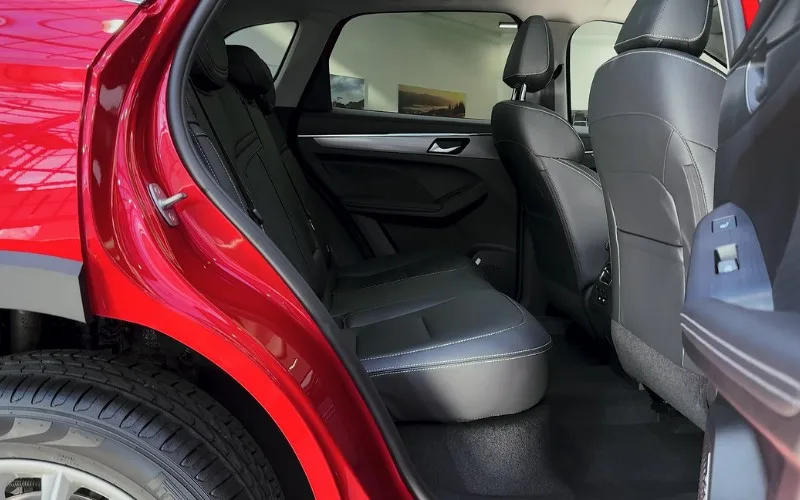 Haval Jolion car rental Dubai Marina