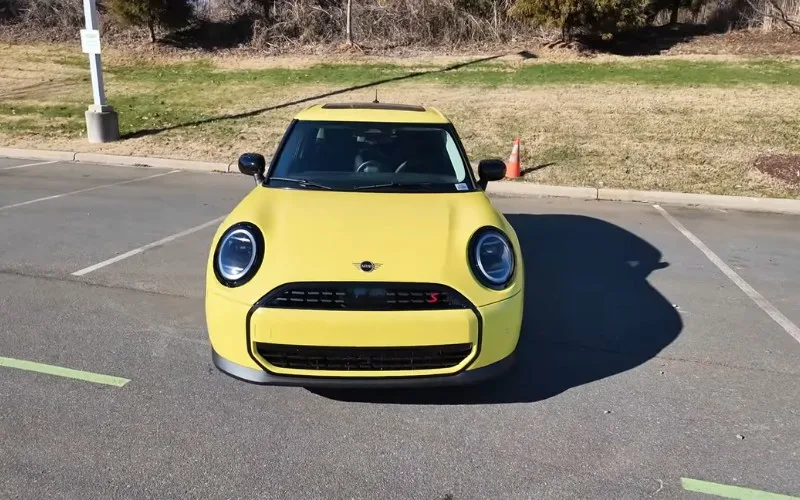 Hire Mini Cooper 2025 in UAE