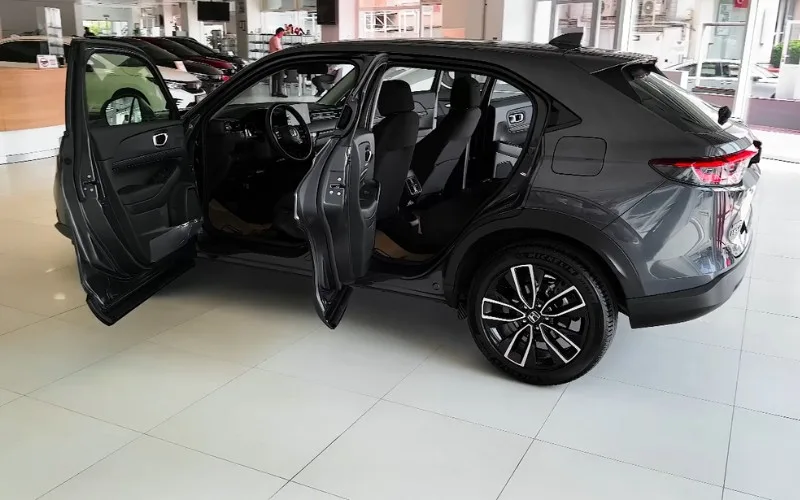 Honda HR-V 2022 rent per day Dubai