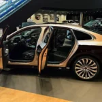 Hongqi H9 luxury car rental
