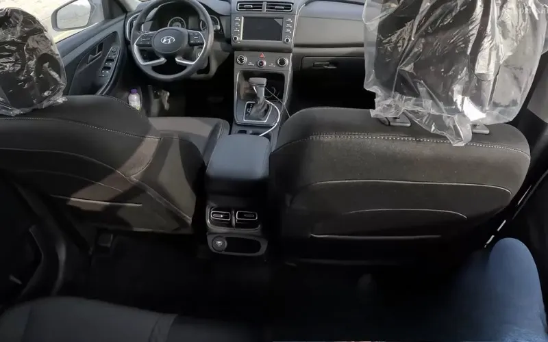 Hyundai Creta 2024 SUV for rent