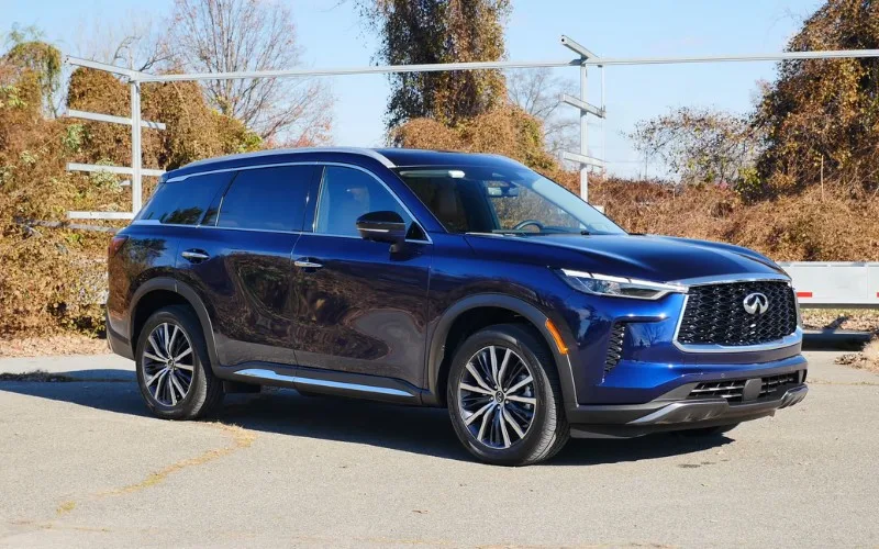 Infiniti QX60 2023 monthly car rental