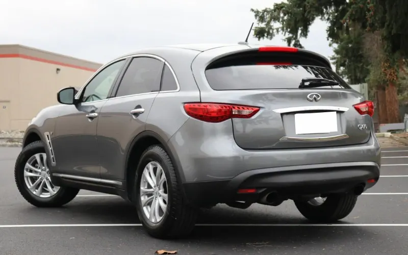 Infiniti QX70 2018 for rent UAE