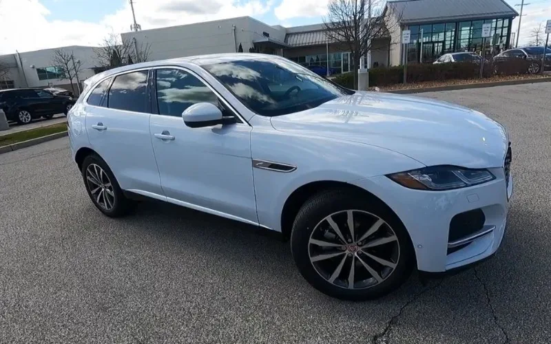 Jaguar F-Pace SUV rental