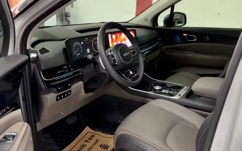 Kia Carnival 2024 rental UAE