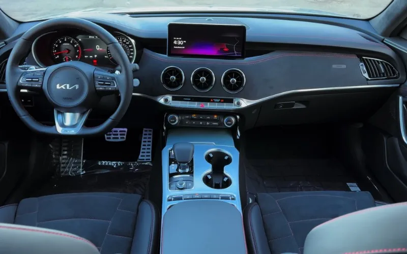 Kia Stinger 2021 for rent