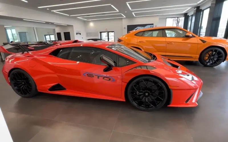 Lamborghini Huracan STO 2022 for rent