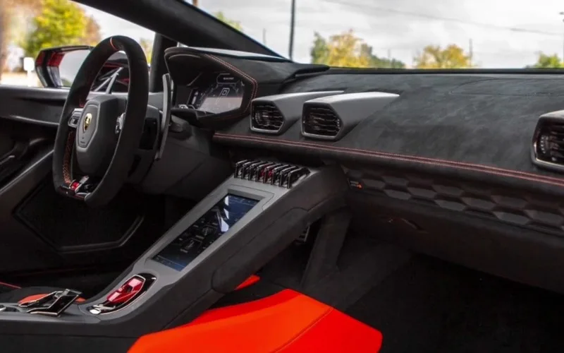 Lamborghini STO 2022 daily rental