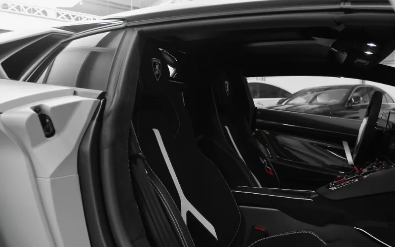 Lamborghini SVJ 2022 supercar rental