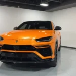 Lamborghini Urus 2022 Graphite Capsule with driver