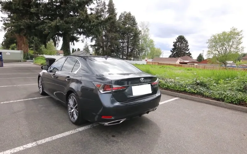 Lexus GS 350 2018 rent per day