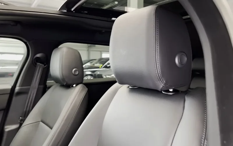 Luxury Range Rover Velar 2024 black car rental