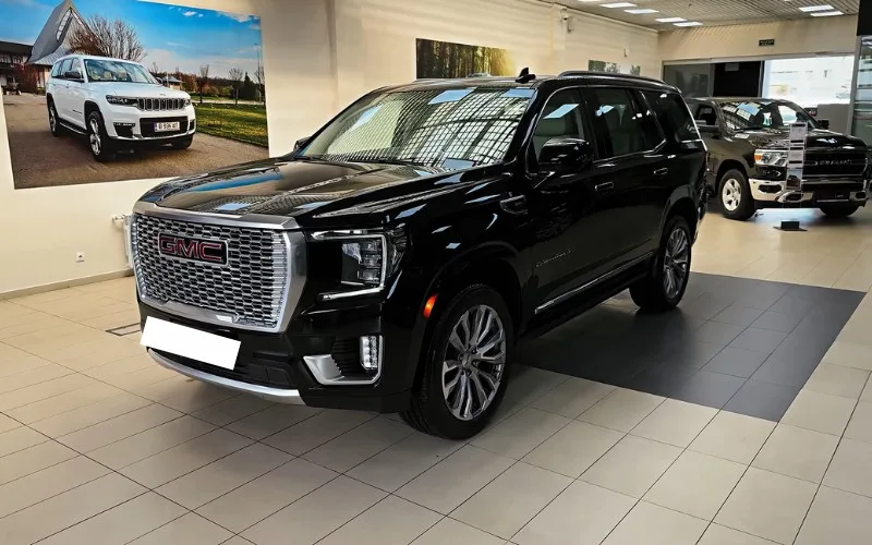 Luxury SUV rental GMC Yukon Denali 2024