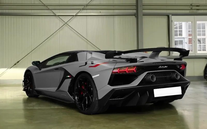 Luxury car rental Lamborghini SVJ 2022
