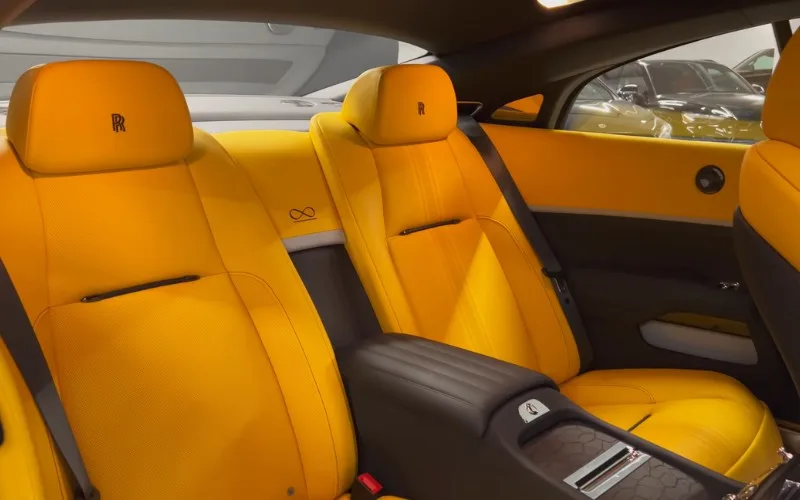 Luxury car rental Rolls-Royce Wraith 2023