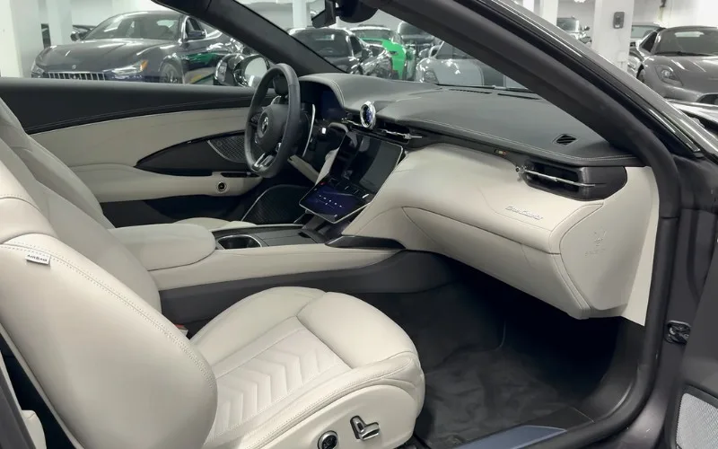 Maserati GranCabrio 2019 car hire UAE