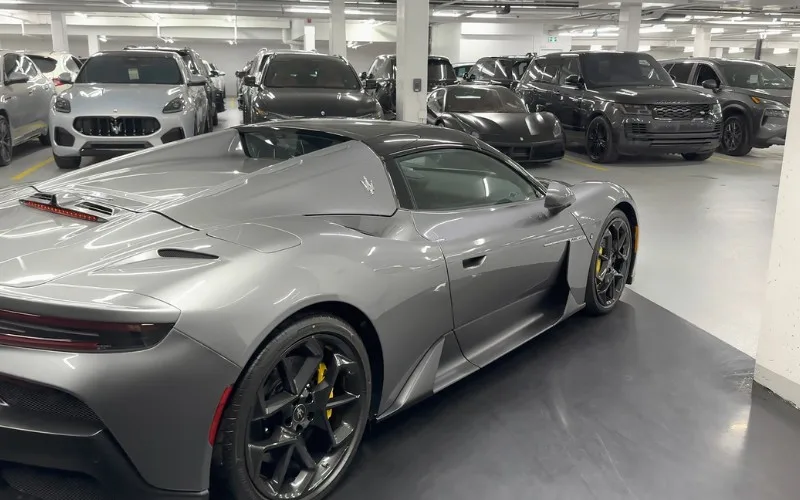 Maserati MC20 2023 rent per day