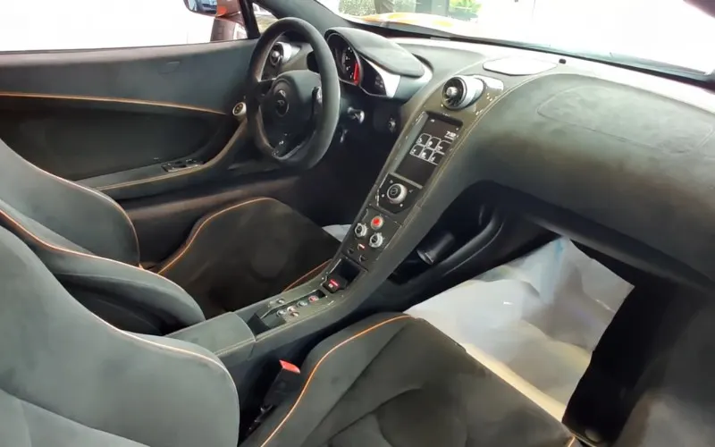 McLaren 650S 2019 for rent