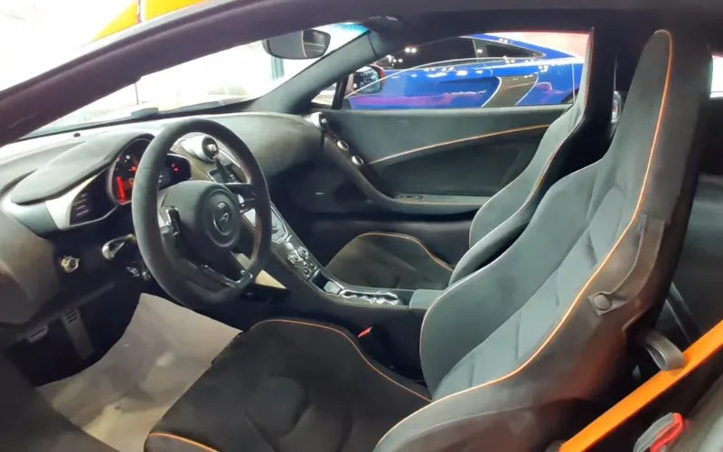 McLaren 650S hire UAE